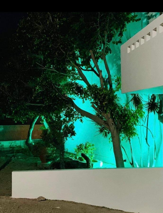 Angelica'S Deluxe Rooms In Adamas Adamantas (Milos) Exterior foto